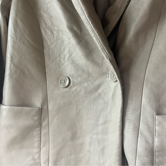 JONATHAN SIMKHAI Raelynn Vegan Leather Oversized Blazer size medium - Picture 10 of 15